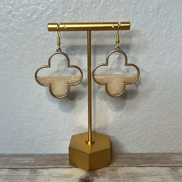 Gold and Cream Clover Earrings - Picture 1 of 5